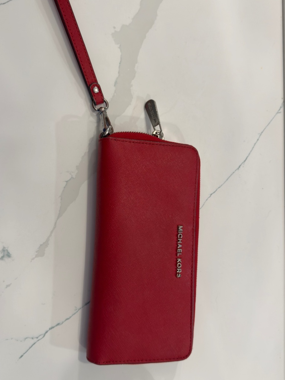 Michael Kors Jet Set Continental Zip Wallet Wristlet Red Saffiano Silver HW